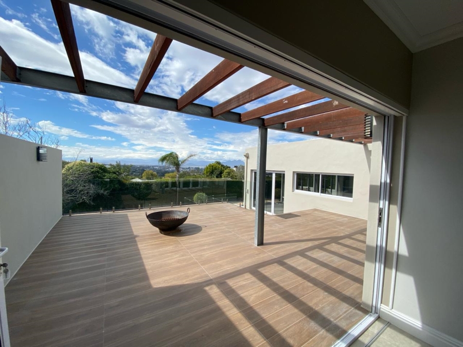 To Let 4 Bedroom Property for Rent in Welgemoed Western Cape